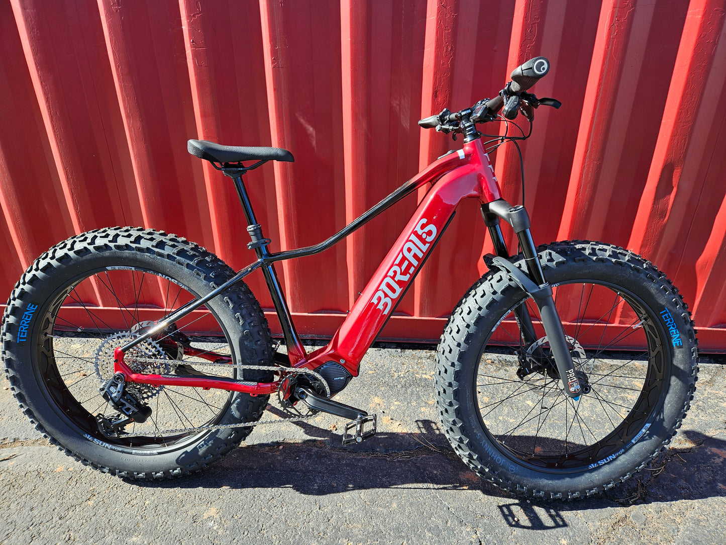 Keystone Electric Fat Bike - Medium Red & Black (ID 20245)